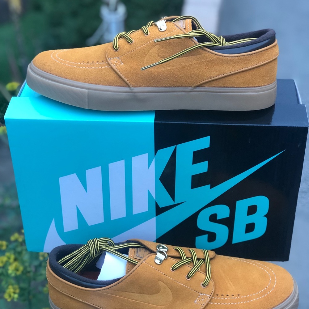 Nike SB Zoom Janoski PRM